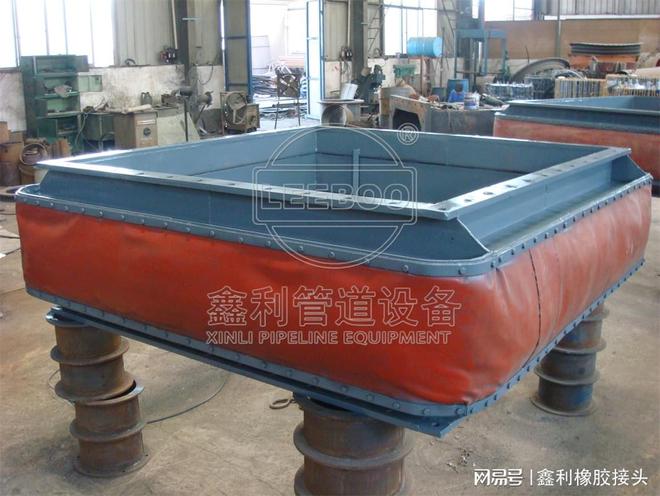 开云APP 开云体育治漏工艺材料可以选择非金属补偿器