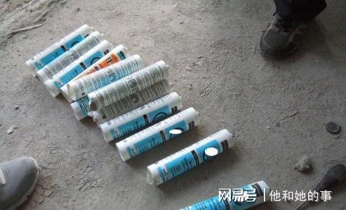只在窗框里面开云体育 开云平台打密封胶这样的师傅线次！差点被糊弄(图6)