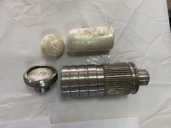 开云 开云体育平台“儿童图书”暗藏玄机浦东国际机场海关在同一航班连续查获3起毒品案(图2)