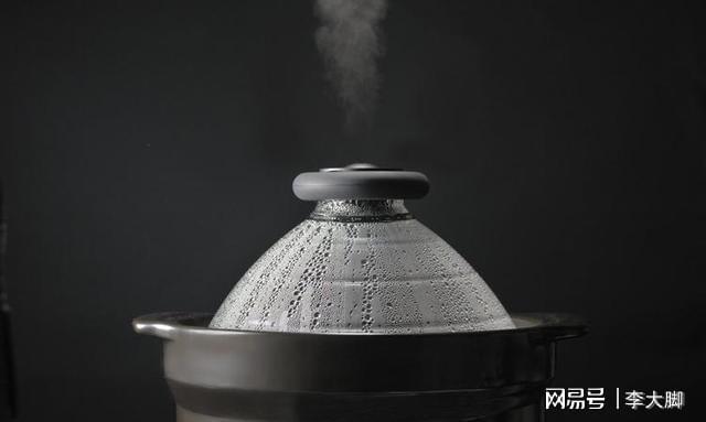 你家有这种“锅”吗？医生坦言开云体育 开云官网：趁早处理掉(图5)