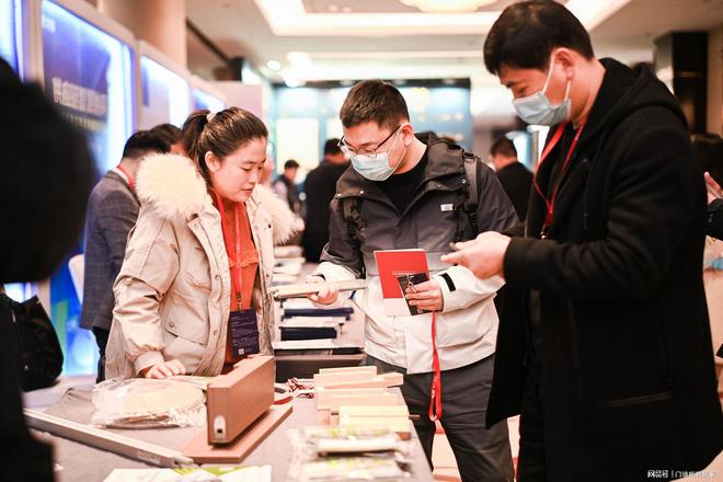 崔氏密封条荣膺“2023门墙柜一体化产业链最佳协作者”奖开云 开云体育(图3)