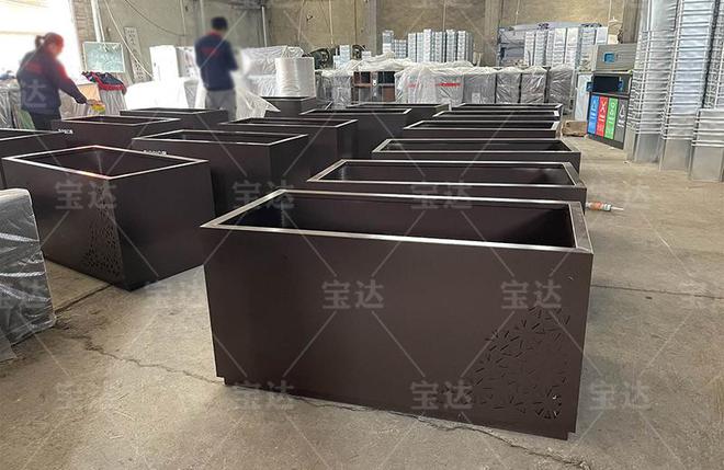户外景观花箱、道开云体育 开云官网路花箱钣金技术之美提升城市风貌(图3)