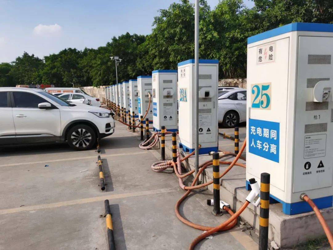 开云 开云体育官网120KW充电桩卖出29800跳楼价充电设备生意赚钱吗？(图4)