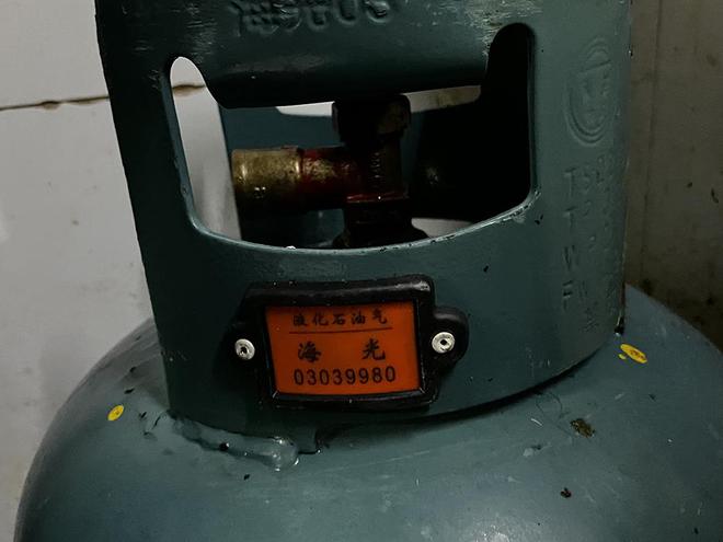 Kaiyun 开云体育一家小餐馆被停止供应液化石油气背后安全难题何解？(图7)
