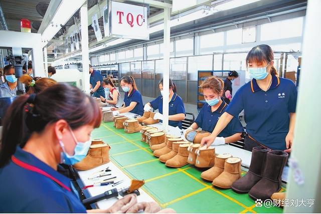 我国外贸订单去哪了高中低端市场失守难道只能开云 开云体育官网靠国内消费者？(图4)