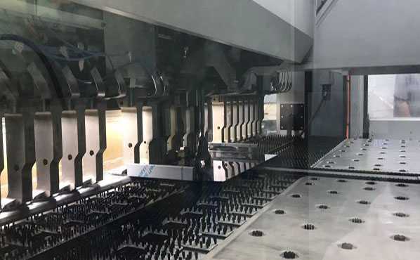开云 开云体育官网钣金加工需要用到的设备有什么？(图2)