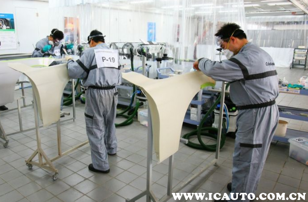 开云APP 开云官网入口汽车钣金修复收费标准车钣金凹陷修复多少钱(图3)