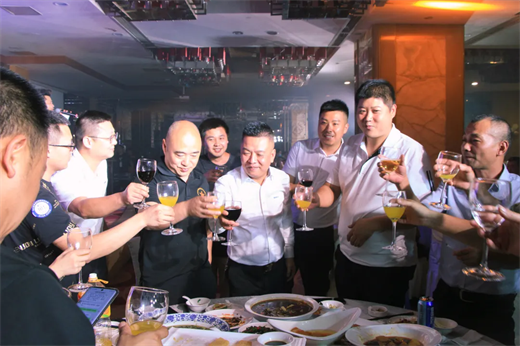 开云 开云体育平台30000W巡回发布丨嘉泰激光雷神系列再升级5系震撼出击！成都站(图7)