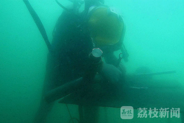 开云体育 开云官网科普帖！水下焊接、连接法兰这些深海比赛项目你了解多少？荔枝军事(图7)