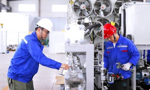 干起来！开足马力忙开云体育 Kaiyun.com 官网入口生产 跑起来！生龙活虎抢开局