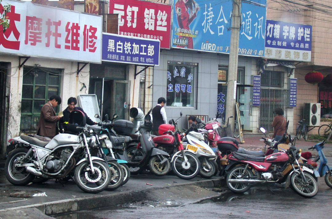 开云 开云体育平台赛车的影响力：赛车不仅是爱好、还蕴含着对精益求精的追求