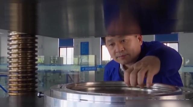 Kaiyun 开云敢坐地起价？中国直接压价70%！美国专家：中国人太疯狂了！(图2)